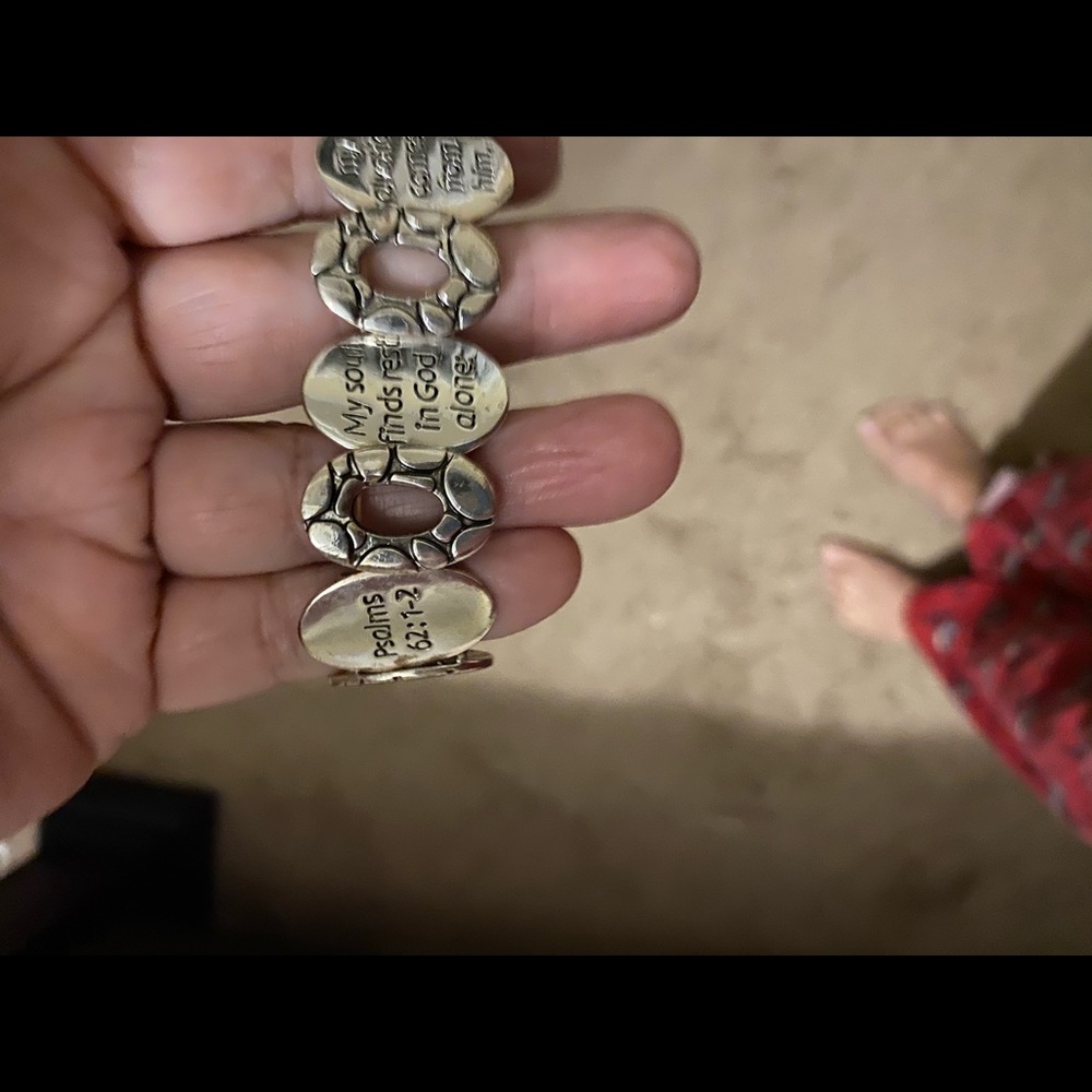 Bracelet